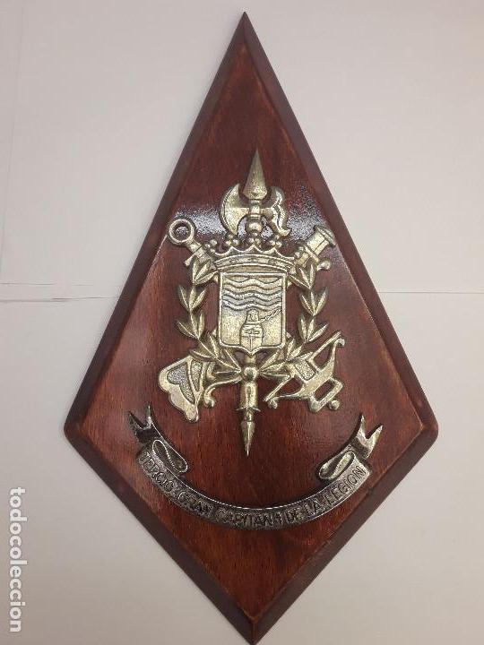Military Antiques: Metopa de La Legion. Tercio Gran Capitan 1&ordm; de La Legion.