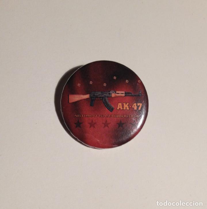 Military Antiques: AK-47 - CHAPA 31mm (CON IMPERDIBLE)