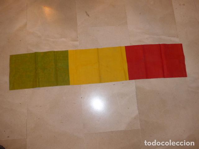 Militaria: * Antigua bandera a identificar, a&ntilde;os 30-40 seguramente. fabricada en Barcelona. Original. ZX