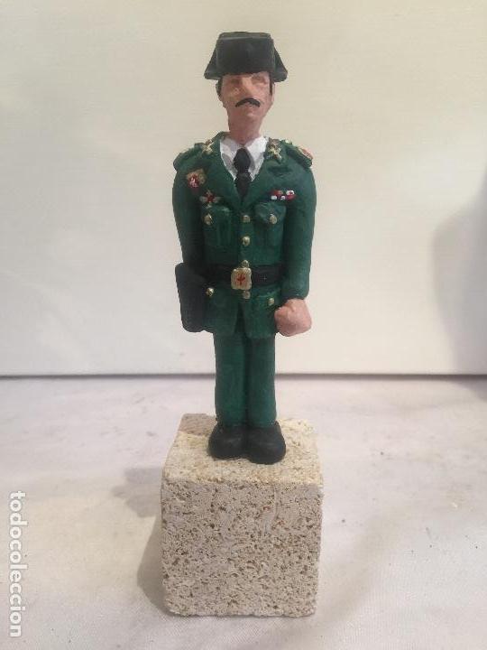 Military Antiques: MINIATURA DE SARGENTO PRIMERO DE LA GUARDIA CIVIL