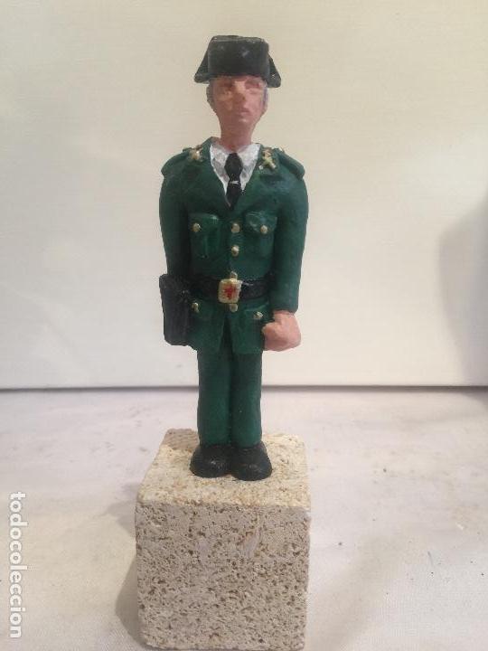 Military Antiques: MINIATURA DE SARGENTO PRIMERO DE LA GUARDIA CIVIL