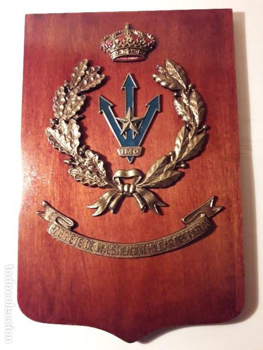 Militaria: Antigua metopa militar. IMO - Gabinete de Investigaci&oacute;n Militar Operativa.