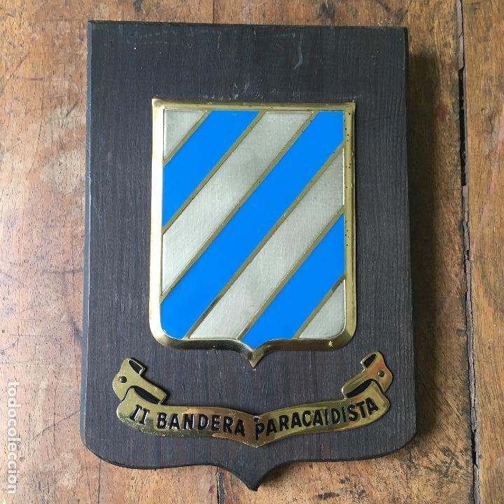 Military Antiques: Metopa de la segunda bandera paracaidista