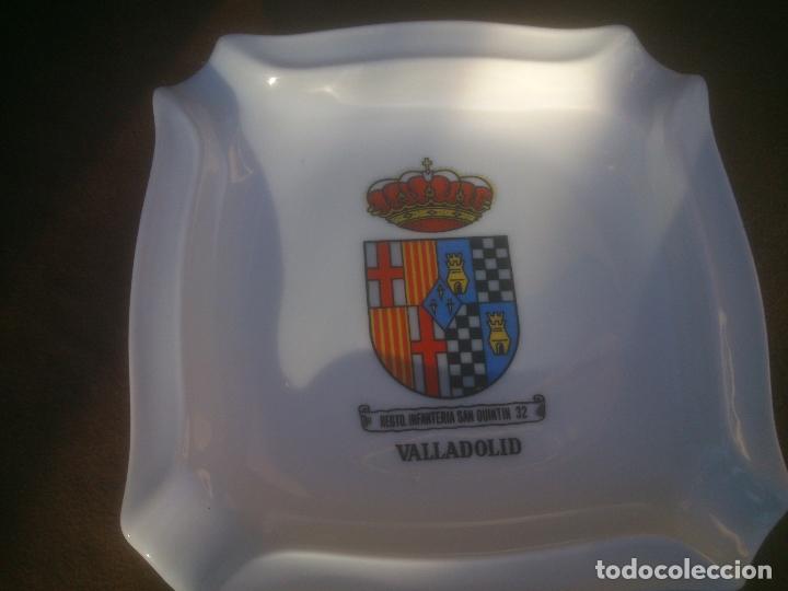Militaria: CENICERO PORCELANA REGTO.INFANTERIA SAN QUINTIN 32
