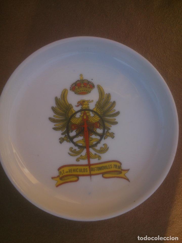 Military Antiques: CENICERO PORCELANA VEHICULOS AUTOMOVILES