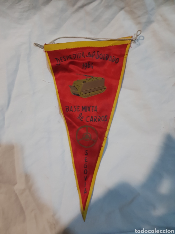 Militaria: Bander&iacute;n militar despedida del soldado base mixta de carros 1964 Segovia