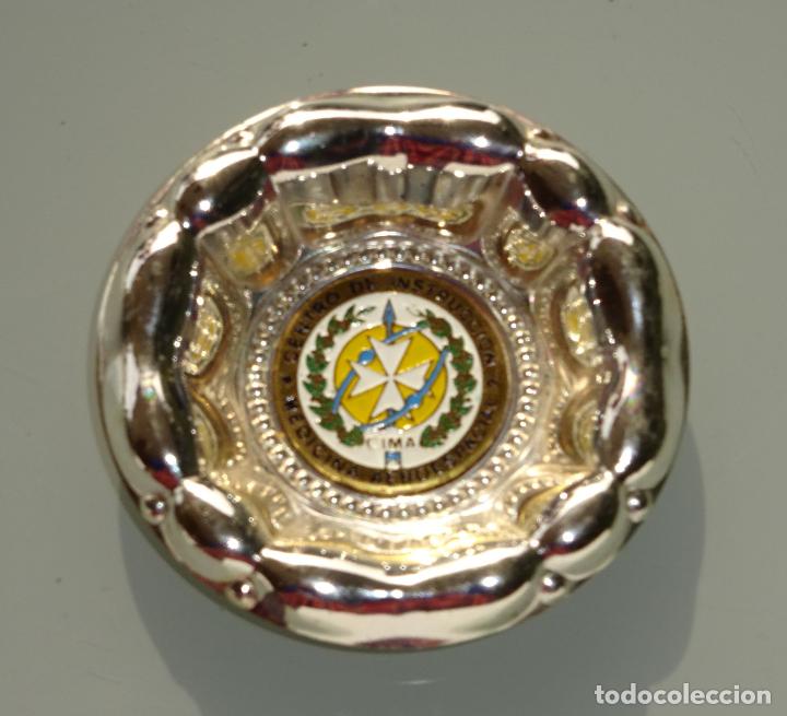 Military Antiques: CENICERO DE METAL MILITAR. CENTRO DE INSTRUCCI&Oacute;N DE MEDICINA AEROESPACIAL. SANIDAD. 7 CM. 30 GR