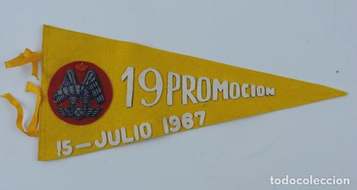 Militaria: BANDERIN DE LA 19 PROMOCION, AVIACION, 15 DE JULIO DE 1967, MIDE 25 CMS DE LARGO.