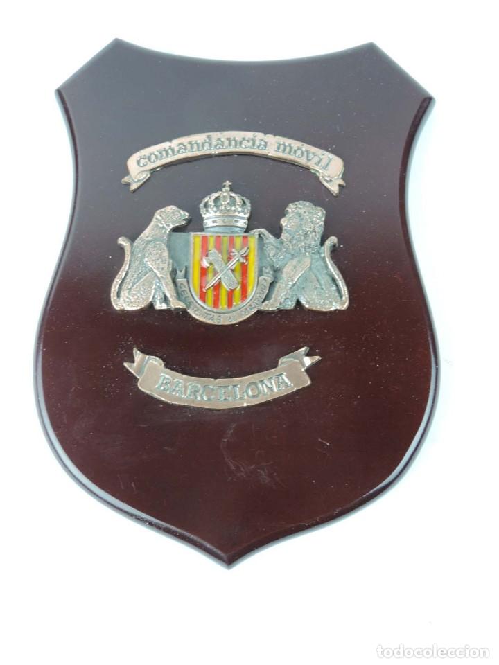 Military Antiques: METOPA GUARDIA CIVIL, COMANDANCIA MOVIL BARCELONA, MIDE 25 X 19 CMS.