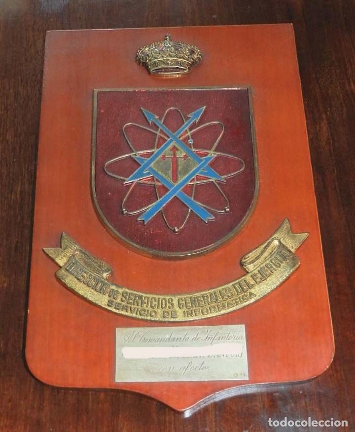 Military Antiques: METOPA DE LA DIRECCION DE SERVICIOS GENERALES DEL EJERCITO, SERVICIO DE INFORMATICA, BUEN ESTADO DE