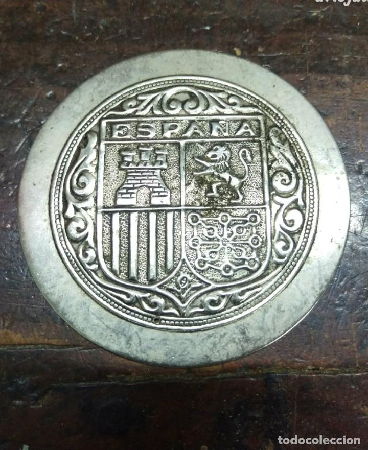 Military Antiques: RAR&Iacute;SIMO EMBLEMA CHAPA PLACA CON EL ESCUDO DE ESPA&Ntilde;A