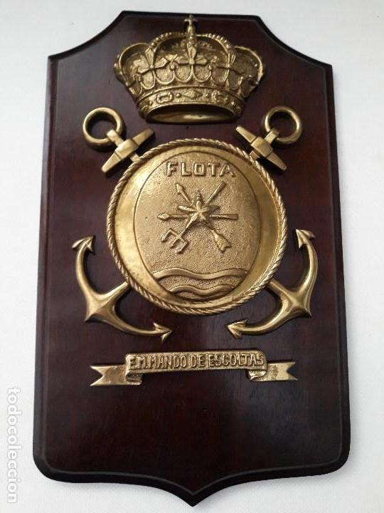 Militaria: Metopa naval. Flota. E. M. Mando de Escoltas.