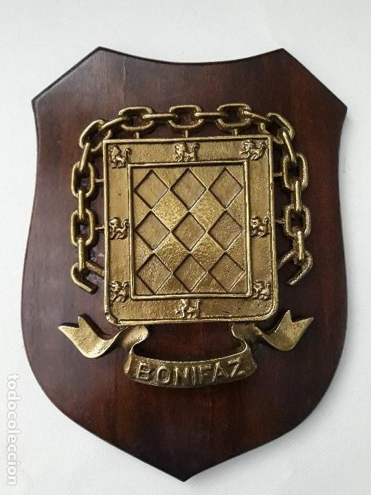 Militaria: Metopa naval. PATRULLERO BONIFAZ P-05.