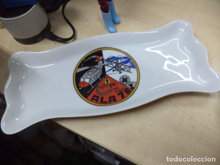Militaria: Ejercito del Aire espa&ntilde;ol.Bandeja de porcelana del Ala 78.Base a&eacute;rea de Armilla.Granada.