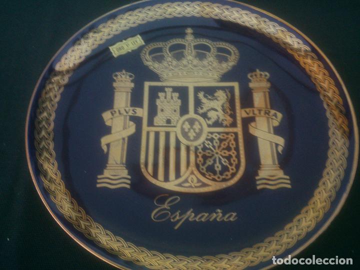 Militaria: ESCUDO,ESPA&Ntilde;A