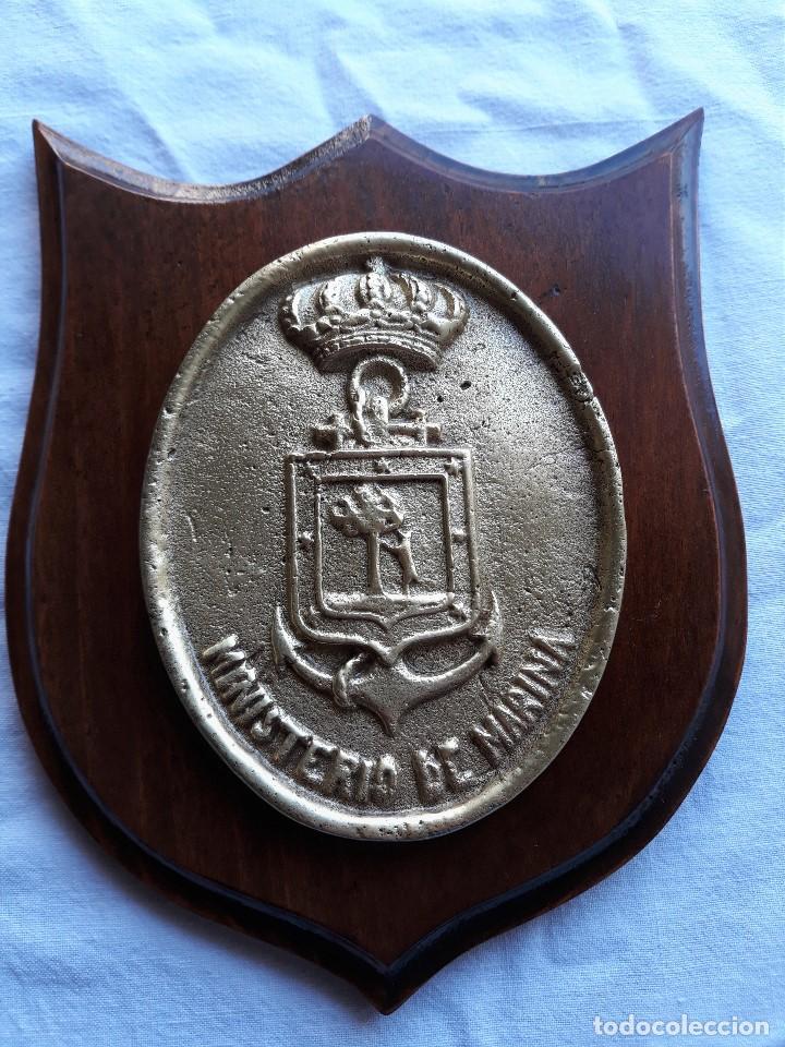 Militaria: Metopa naval. MINISTERIO DE MARINA.