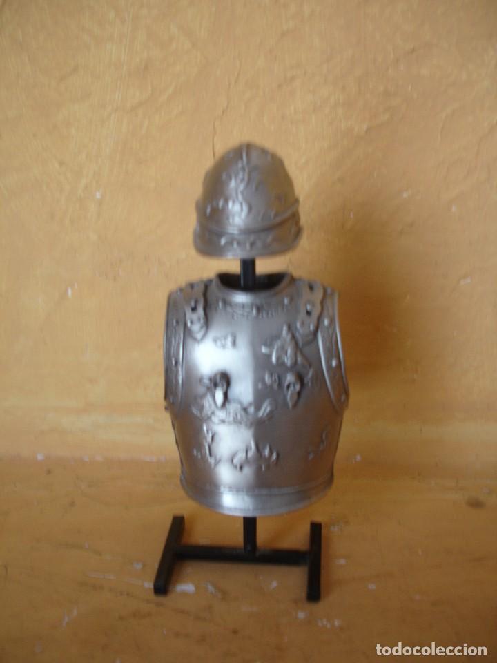 Military Antiques: CORAZA MINIATURA EN METAL 17CM