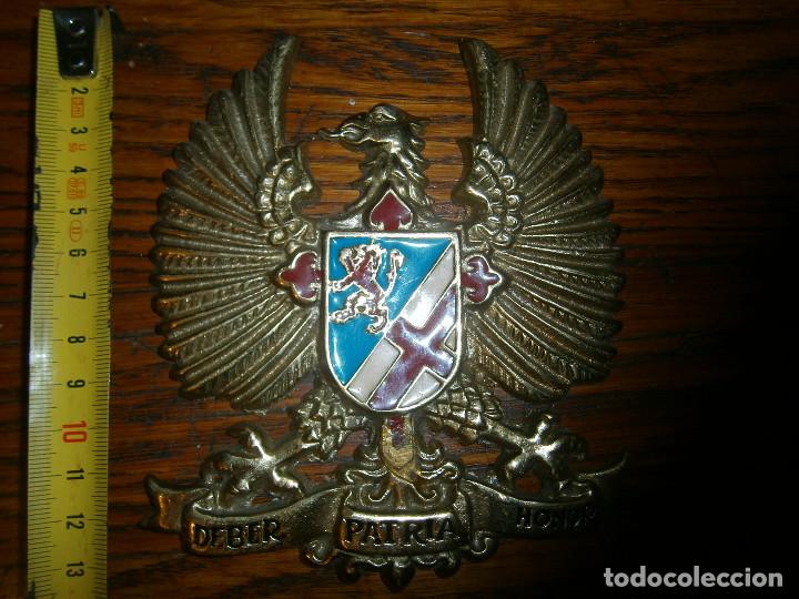 Military Antiques: &iexcl;&iexcl;PRECIOSA INSIGNIA'DE METAL PATRIA,,,,DE 13 CENTIMETROS POR 13 &iexcl;&iexcl;ESCUDO,,,,