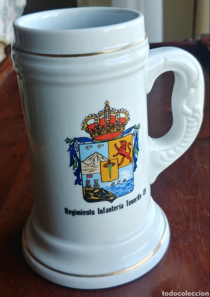 Military Antiques: Gran jarra de cerveza Regimiento de Infanteria Tenerife 49 bordes dorados