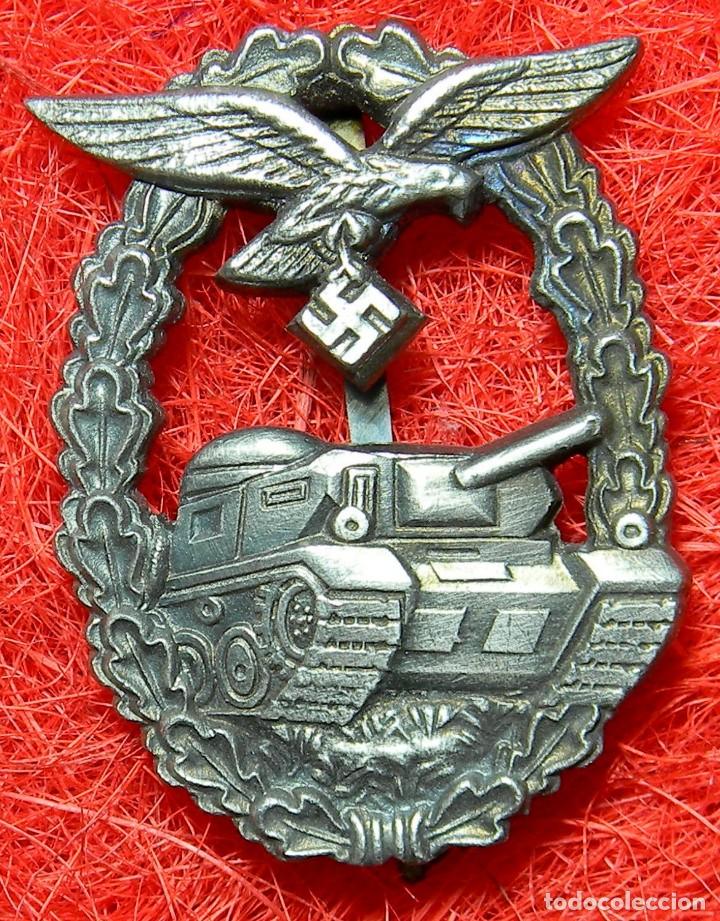 Military Antiques: III Reich Luftwaffe Lucha contracarros. Panzerkampfabzeichen der Luftwaffe. Medidas: 60 x 45 mm.