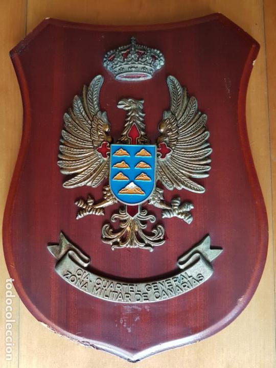 Military Antiques: METOPA CIA. CUARTEL GENERAL ZONA MILITAR DE CANARIAS - RELIEVE METAL SOBRE MADERA