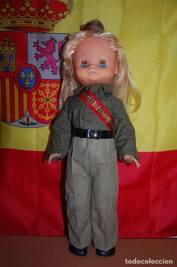 Militaria: MU&Ntilde;ECA MILITAR A&Ntilde;OS 80 EJERCITO DE TIERRA ARTILLERIA