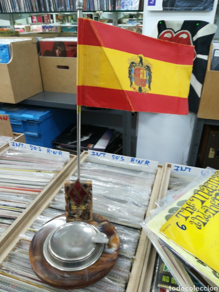 Military Antiques: Cenicero con bandera teniente guardia civil &eacute;poca franco