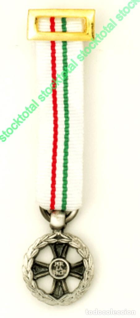 Military Antiques: MEDALLA Cruz Mini CONMEMAR. MANTEN. PAZ ITALIA Medalla CRUZ MANTENIMIENTO 09627