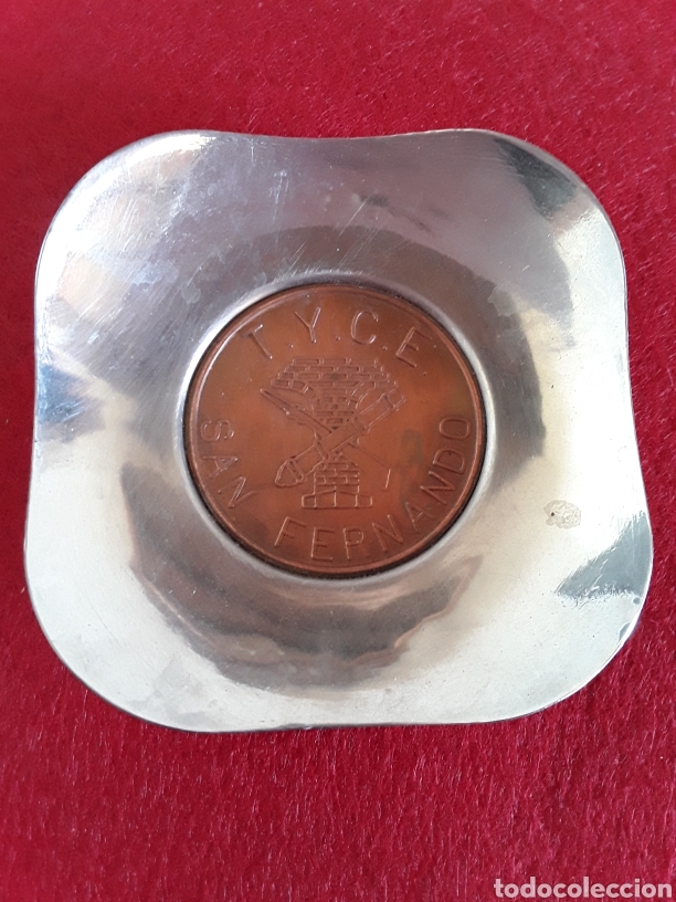Militaria: Plato cenicero de Ingenieros pontoneros San Fernando T.Y.C.E