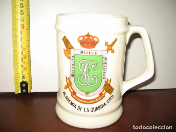 Military Antiques: JARRA CERVEZA ACADEMIA DE LA GUARDIA CIVIL.