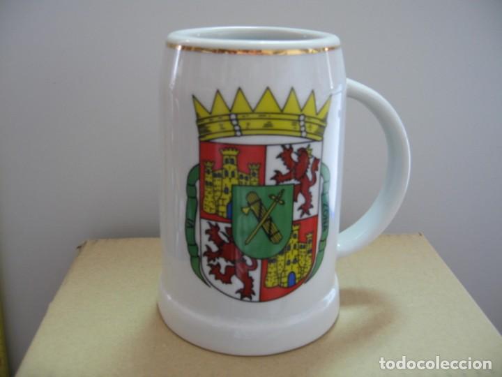 Military Antiques: JARRA CERVEZA ZONA VI GUARDIA CIVIL