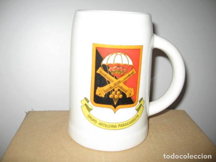 Military Antiques: JARRA CERVEZA GRUPO ARTILLERIA PARACAIDISTA.