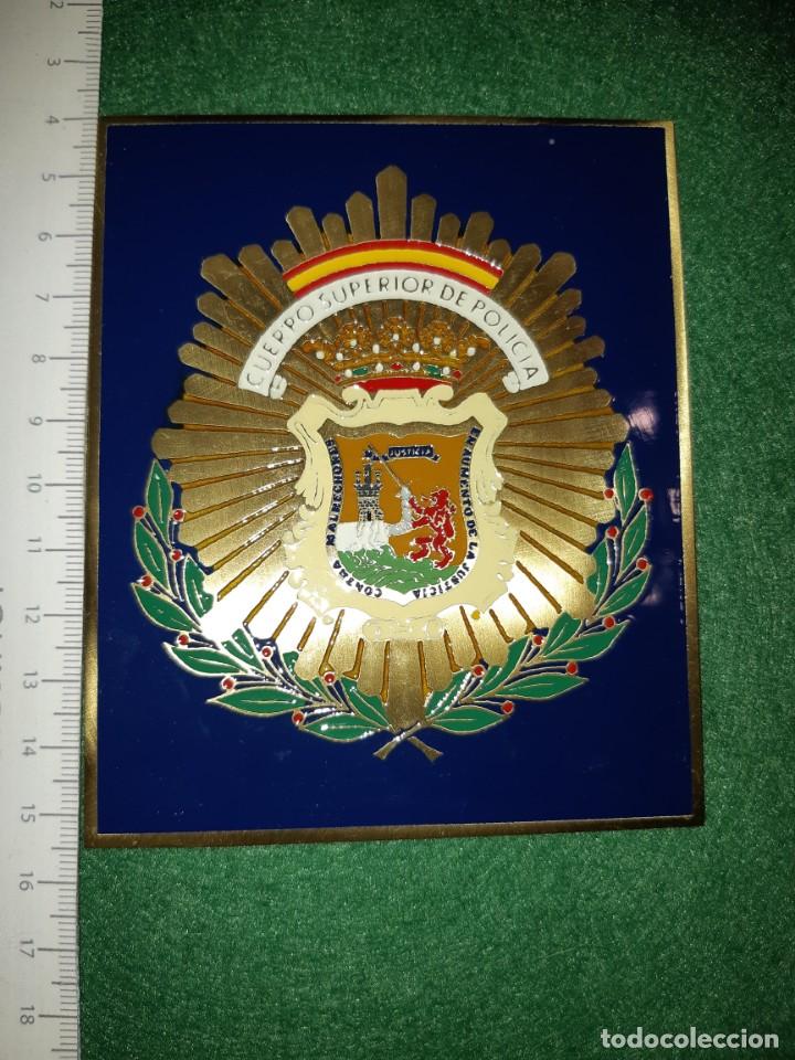 Military Antiques: ESCUDO CUERPO SUPERIOR DE POLICIA ALAVA