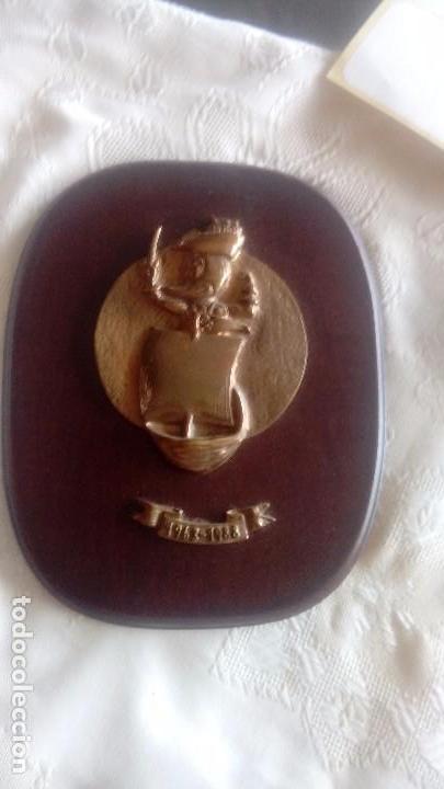 Military Antiques: Simpatica metopa de la Armada