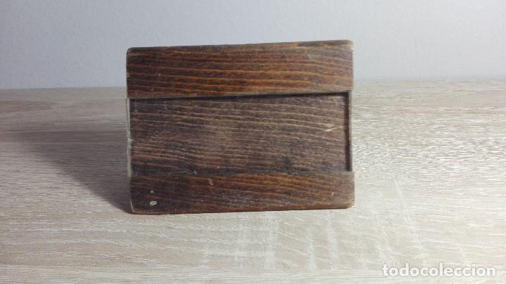 Military Antiques: PORTANOMBRES DE MESA DE MADERA DEL EJ&Eacute;RCITO ESPA&Ntilde;OL DE TIERRA DE LOS A&Ntilde;OS 70.