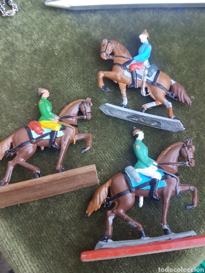 Military Antiques: LOTE DE 3 SOLDADOS ANTIGUOS DE PLOMO