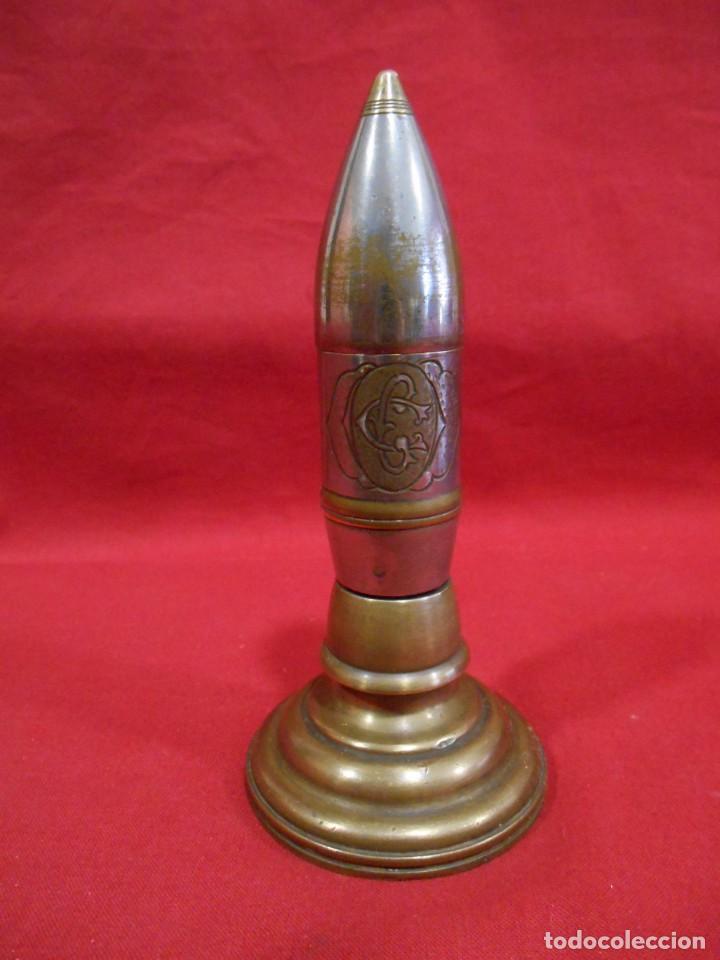 Militaria: ANTIGUO OBUS CONVERTIDO EN MECHERO - ARTE DE TRINCHERAS - GUERRA CIVIL -