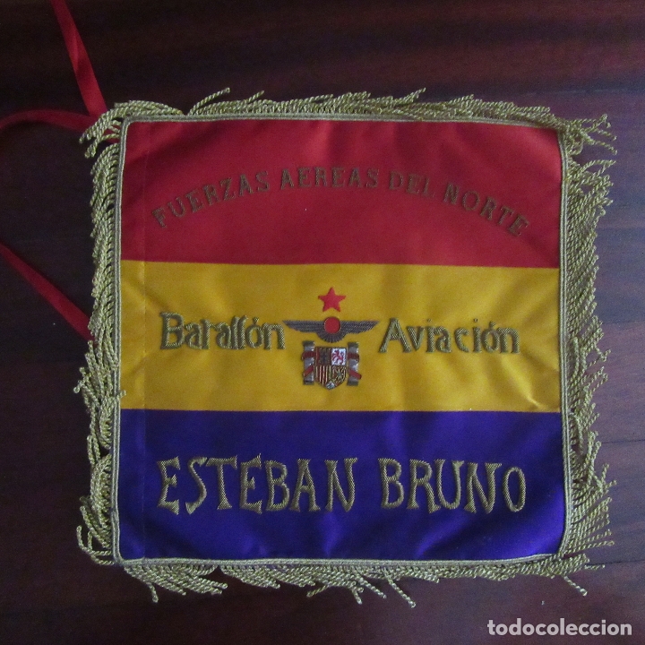Military Antiques: Banderin tela guerra civil republica repro aviacion