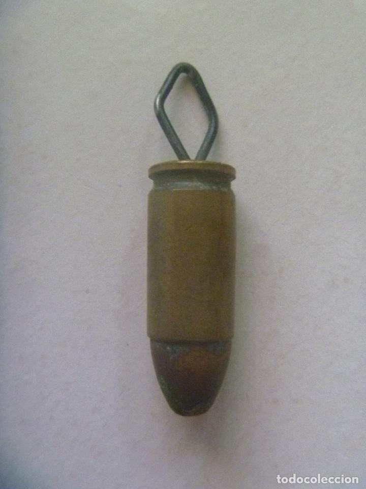 Military Antiques: LLAVERO RECUERDO DE LA MILI : BALA ( INERTE ) CONVERTIDA EN COLGANTE , 9 MM LUGER