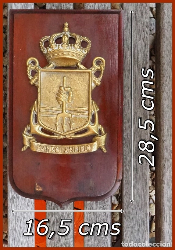 Military Antiques: 13/448..Metopa Mando Anfibio....Mide.....28,5 X 16,5 cms....peso de 0,950 kgs