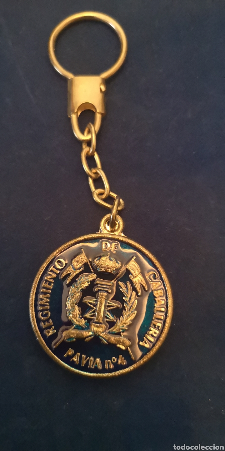 Military Antiques: Antiguo llavero del Regimiento de Caballer&iacute;a Pav&iacute;a 4