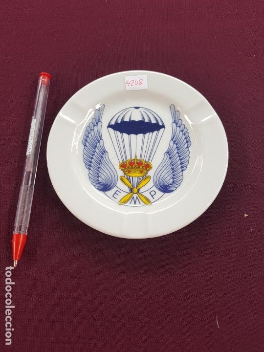 Military Antiques: CENICERO E.M.P. ESCUELA MILITAR DE PARACAIDISMO