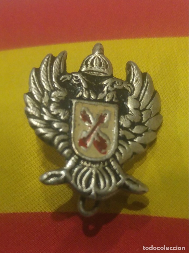 Military Antiques: EMBLEMA REQUETE CARLISTA