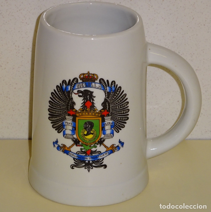 Militaria: JARRA MILITAR DE CER&Aacute;MICA. AGRUPACI&Oacute;N LOG&Iacute;STICA N&ordm; 7 MELILLA. 11 CM. 510 GR