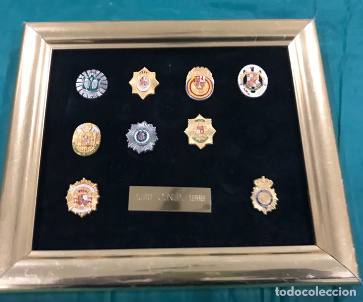 Military Antiques: CUADRO PLACAS INDIGNIAS POLIC&Iacute;A NACIONAL