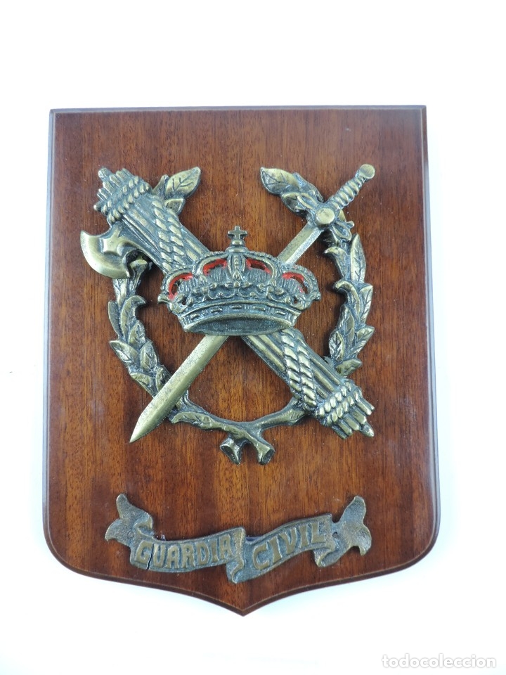 Military Antiques: METOPA DE LA GUARDIA CIVIL, CON MUCHO RELIEVE, REALMENTE BONITA, MIDE 25 CMS.