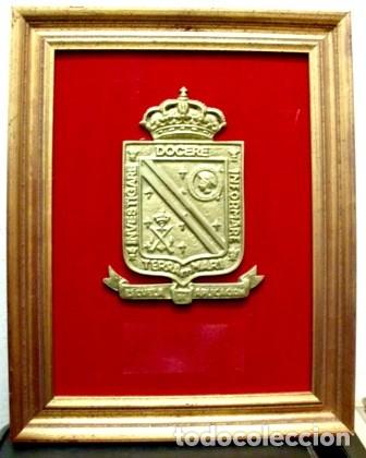 Military Antiques: METOPA ESCUELA DE APLICACION - BRONCE SOBRE TERCIOPELO ENMARCADA - MET-187