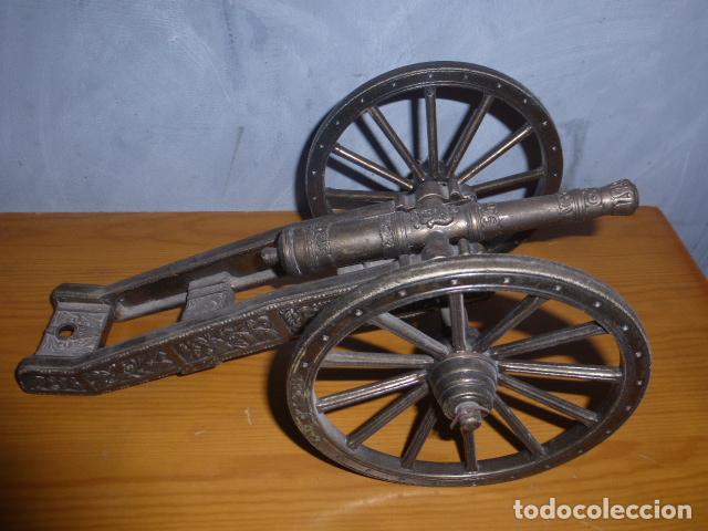 Military Antiques: ANTIGUO CA&Ntilde;ON DECORATIVO DE METAL O ESTA&Ntilde;O