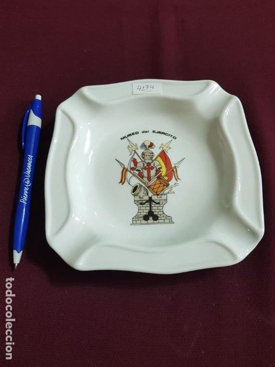 Military Antiques: CENICERO DEL MUSEO DEL EJERCITO
