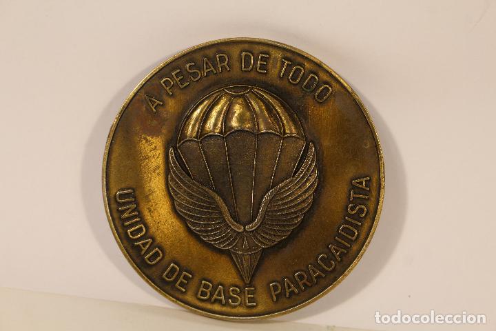 Military Antiques: metopa placa medalla - unidad de base paracaidista - a pesar de todo